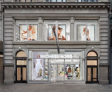 Michael Kors aan Huidevettersstraat 38/40 in Antwerp, 